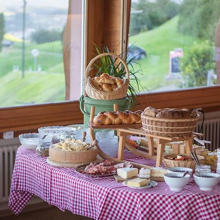 Restaurant Und Kaeserei Berghof Ganterschwil Екстериор снимка