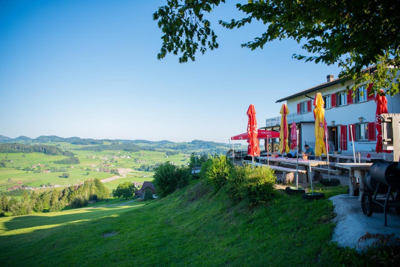Restaurant Und Kaeserei Berghof Ganterschwil Екстериор снимка